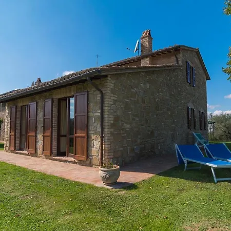 Villa 6 Bedrooms Umbrian Farmhouse